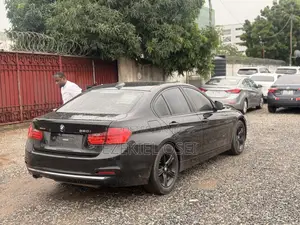 BMW 320i Sedan RWD 2015 Black