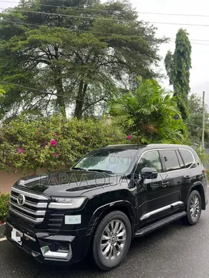 Toyota Land Cruiser 2017 Black