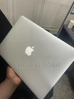 New Laptop Apple MacBook Air 2015 8GB Intel Core i5 SSD 128GB