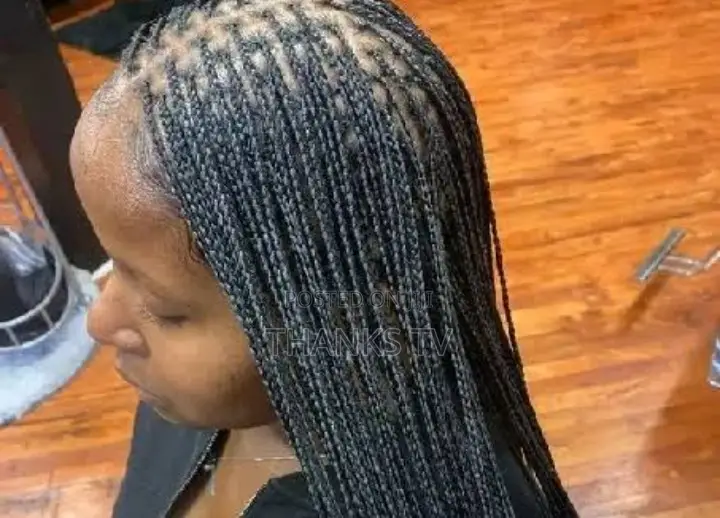 Massage Full Body/Braids Dreads All Hairstyles