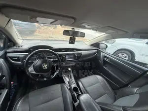Toyota Corolla S 4dr Sedan (1.8L 4cyl CVT) 2015 Silver