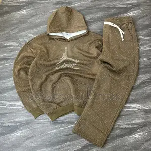 Men’S Hoodie Long Sleeve Sweatshirt and Long Pant Outfit