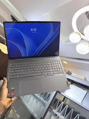 Laptop Lenovo Yoga 7i 16GB AMD Ryzen 7 SSD 512GB