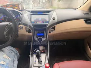 Hyundai Elantra 2013 White
