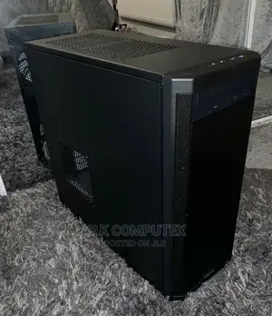 Desktop Computer MSI Nightblade MI2 12GB Intel Core i7 HDD 1T