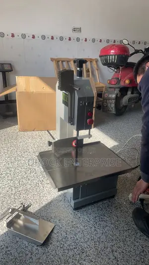 Bone and Meat Cutter (Medium)