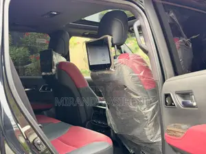 Toyota Land Cruiser 2025 Black