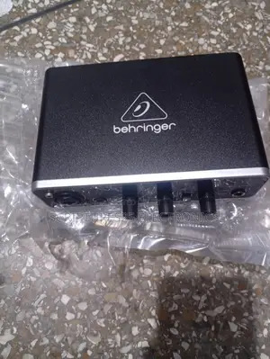 Behringer U-Phoria Umc22 Sound Card Soundcard