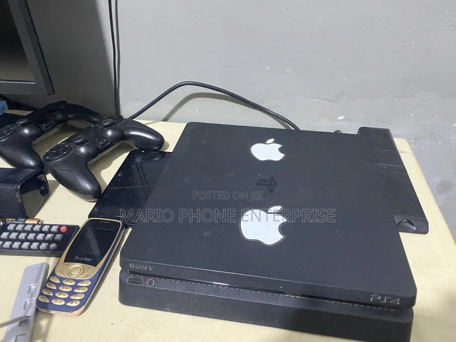 Playstation 4 Slim