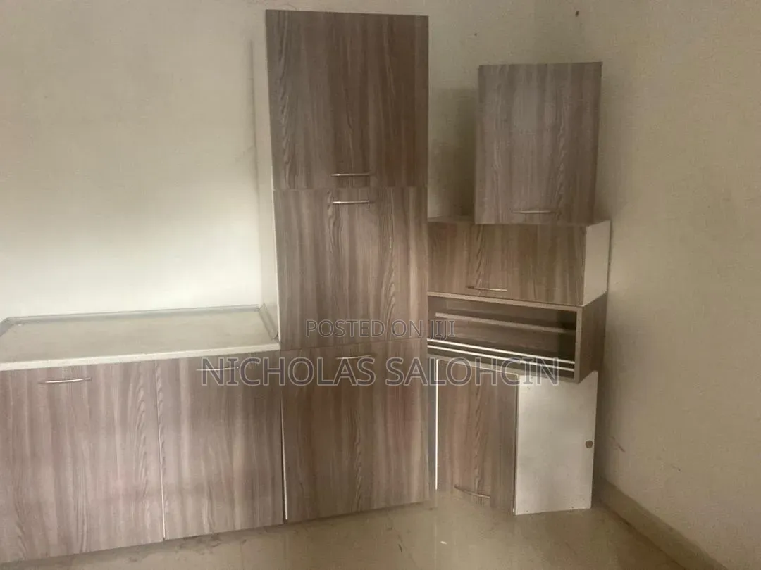 Kitchen Cabinet