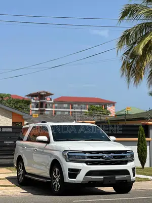 Ford Expedition 2022 White