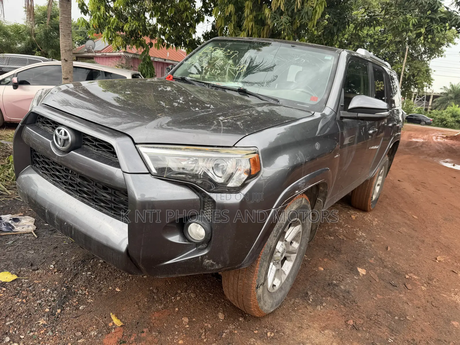 Toyota 4-Runner SR5 Premium 4dr 4x4 (4.0L 6cyl 5A) 2017 Gray