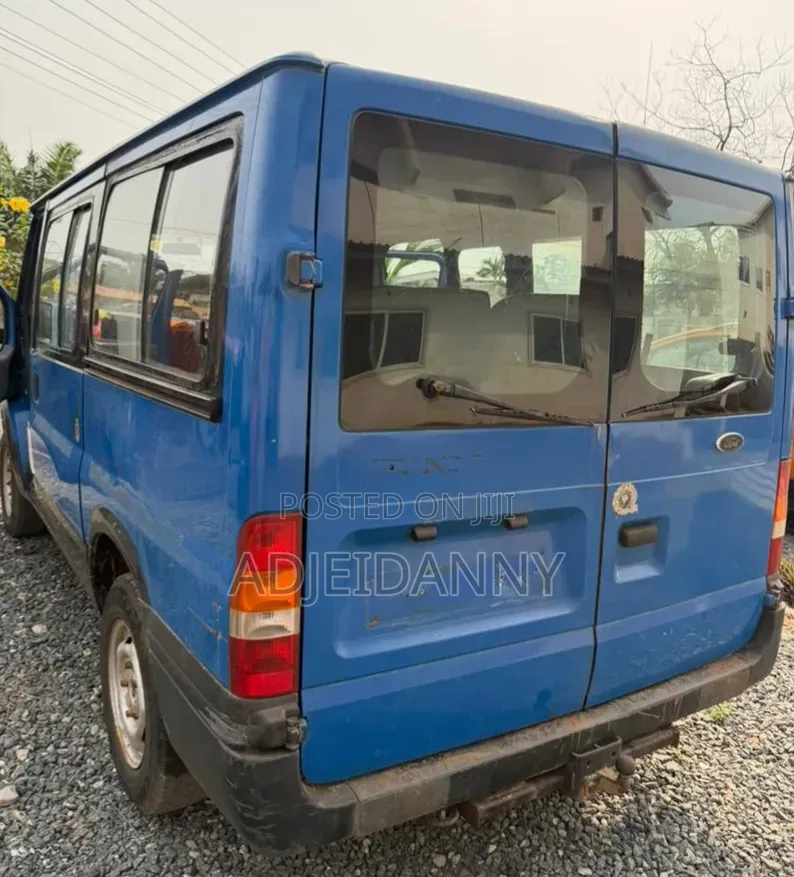Ford Transit 2006 Blue