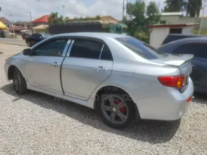 Toyota Corolla 2009 Silver