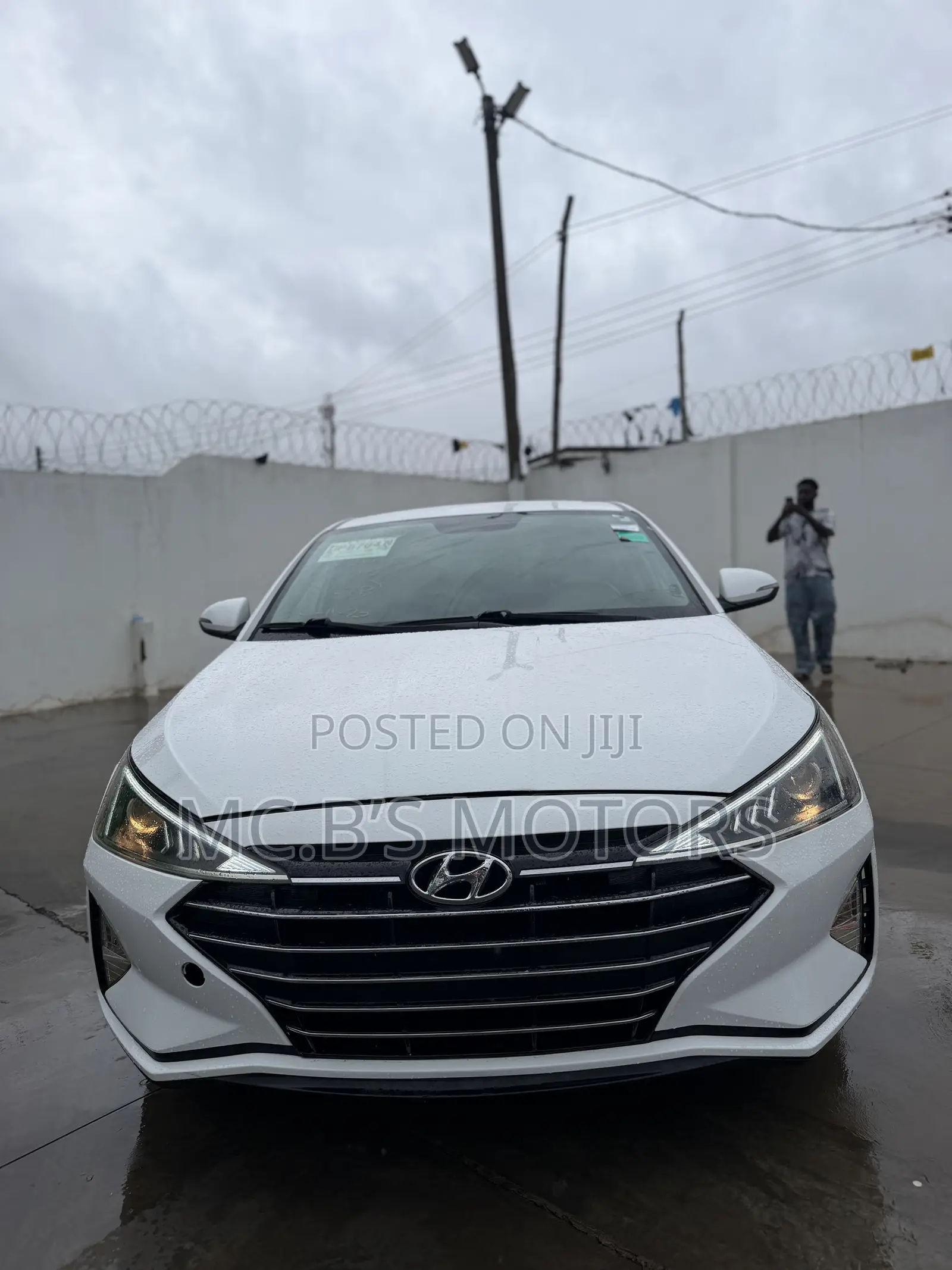 Hyundai Elantra 2019 White