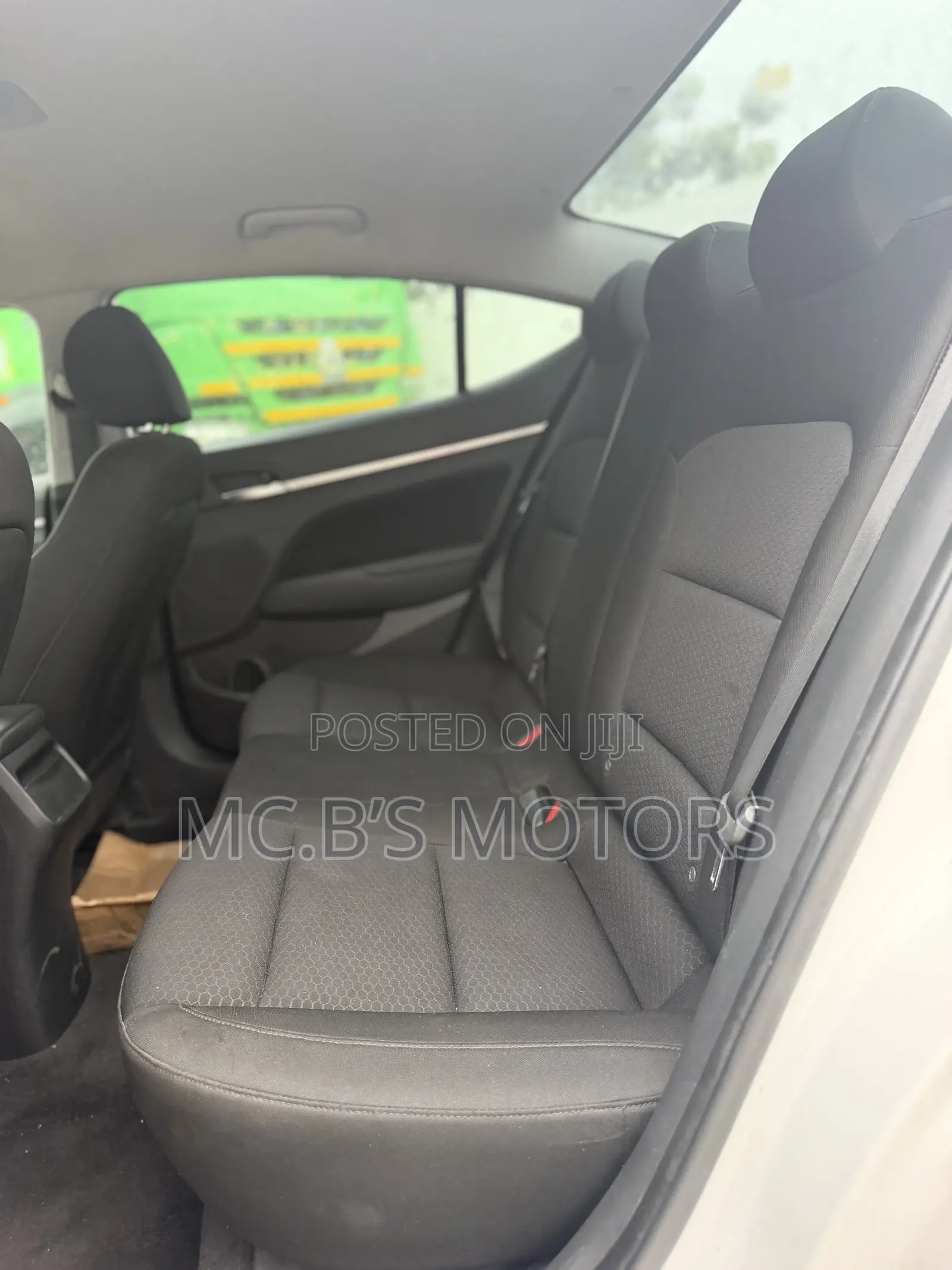Hyundai Elantra 2019 White