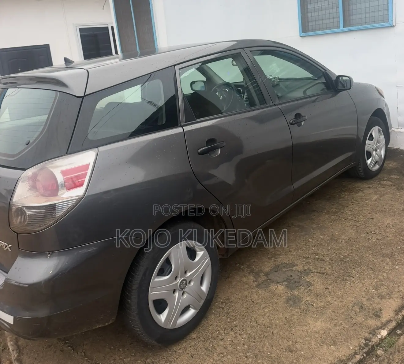 Toyota Matrix Hatchback FWD (1.8L 4cyl 5M) 2007 Gray