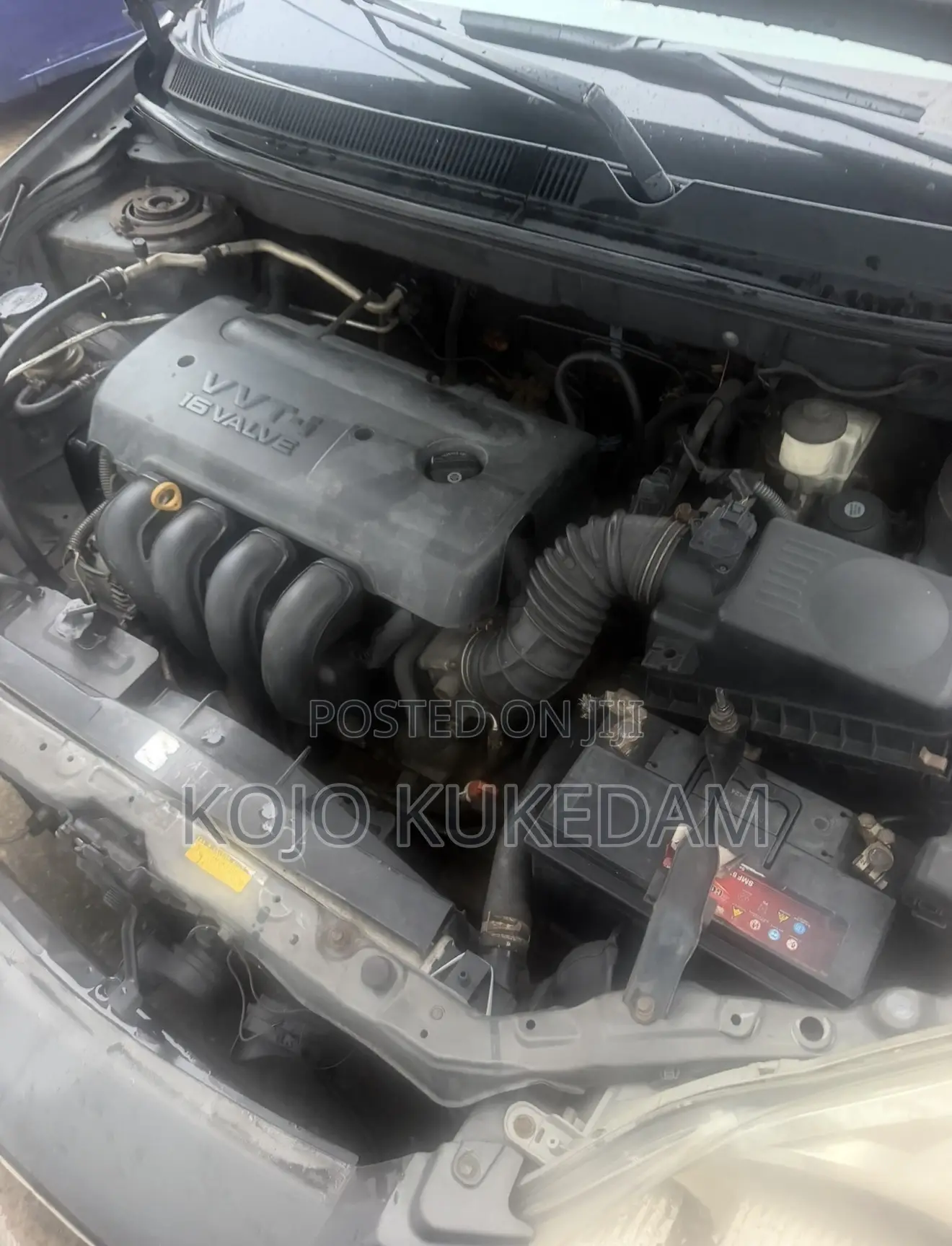 Toyota Matrix Hatchback FWD (1.8L 4cyl 5M) 2007 Gray