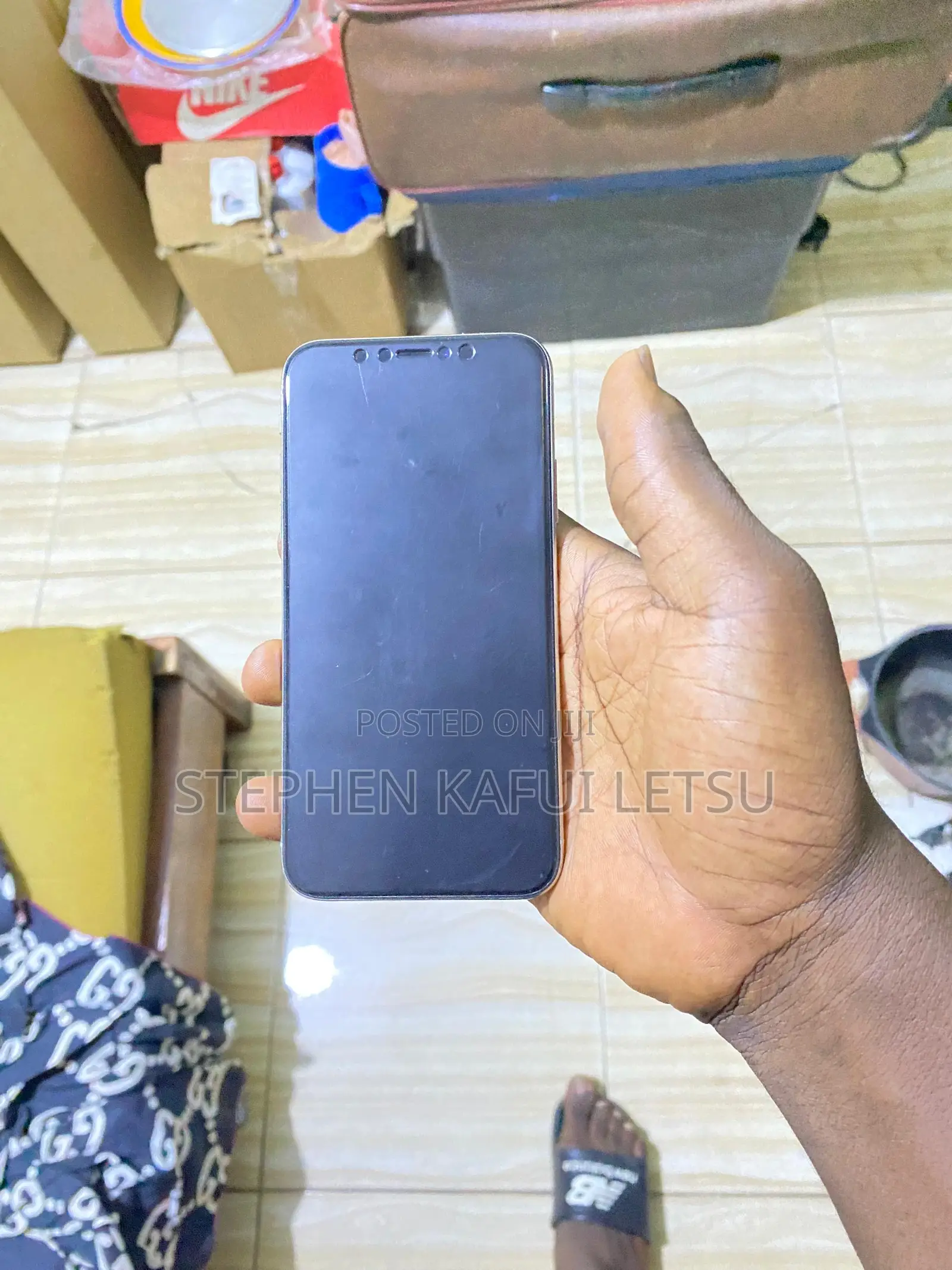 Apple iPhone X 64 GB White