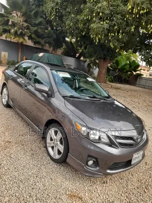 Toyota Corolla S Special Edition 4dr Sedan (1.8L 4cyl 4A) 2013 Gray