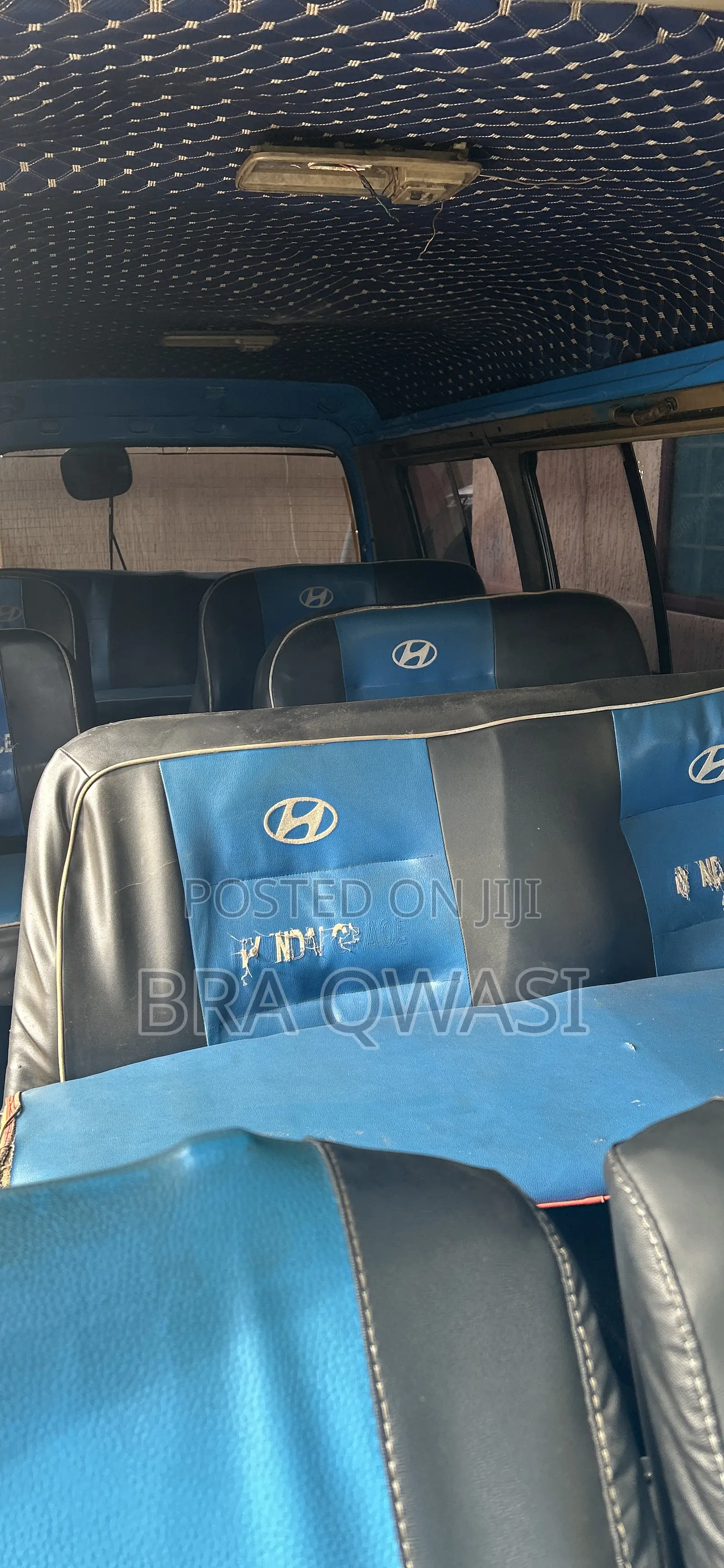 Hyundai H1 2000 Blue