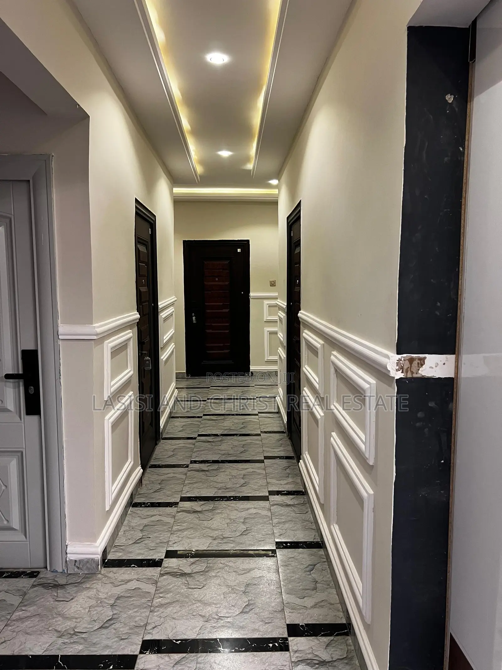 Furnished 6bdrm Maisonette in Lasisi And Christ, Ablekuma for sale
