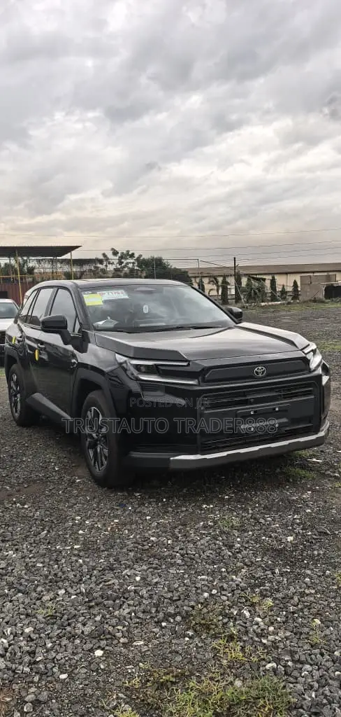New Toyota RAV4 XLE Premium 2025 Black