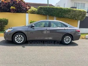 Toyota Camry LE 4dr Sedan (2.5L 4cyl 6A) 2016 Gray