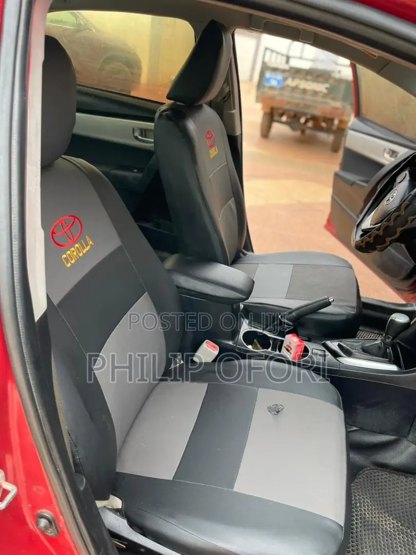 Toyota Corolla LE ECO 4dr Sedan (1.8L 4cyl CVT) 2017 Red