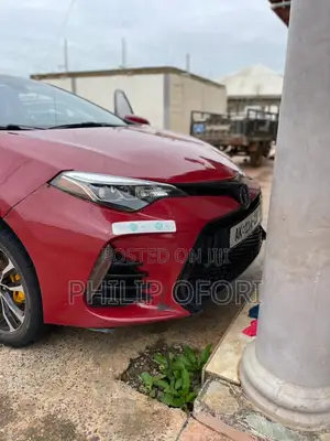 Toyota Corolla LE ECO 4dr Sedan (1.8L 4cyl CVT) 2017 Red