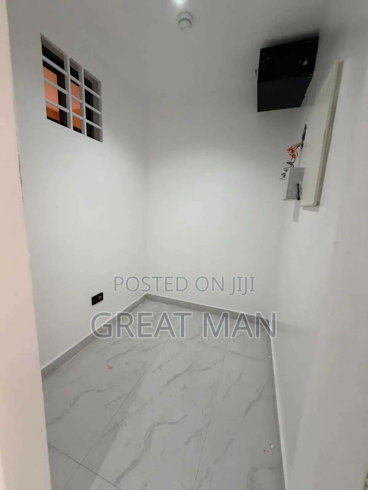 5bdrm House in Exhibition for sale