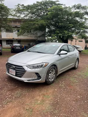 Hyundai Elantra SE 2018 Silver