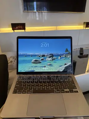 Laptop Apple MacBook Pro 2020 16GB Intel Core i7 SSD 512GB
