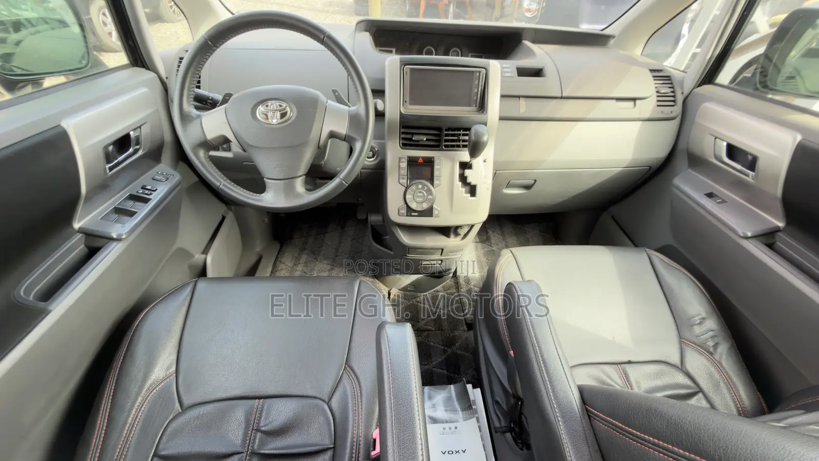 Toyota Voxy 2008 Black