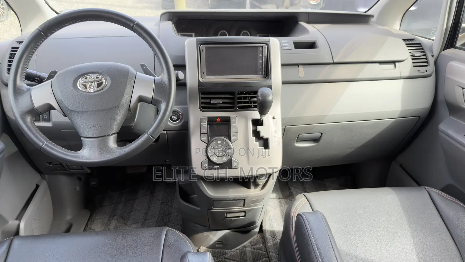 Toyota Voxy 2008 Black