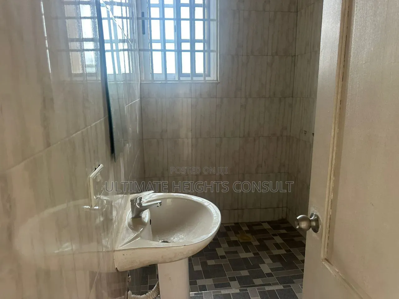 2bdrm Apartment in East Legon Hills, School Junction for rent