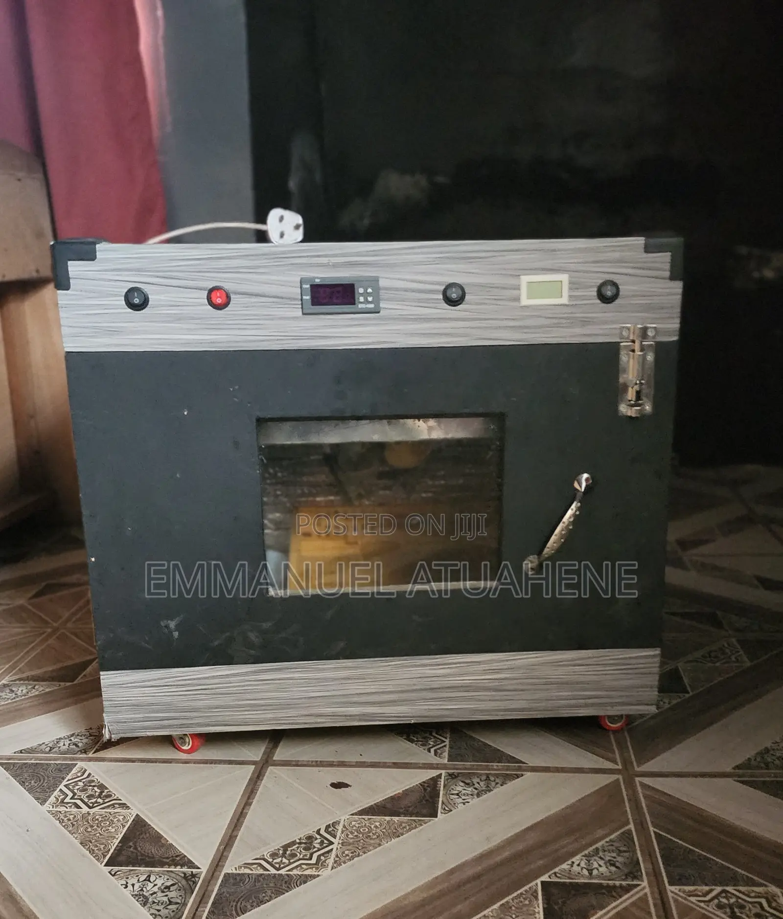Quail Egg Incubator