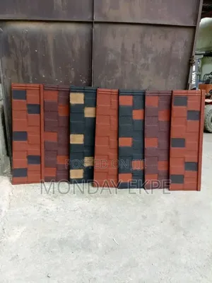Brown Black Shingle Euro Tiles With Affordable Price