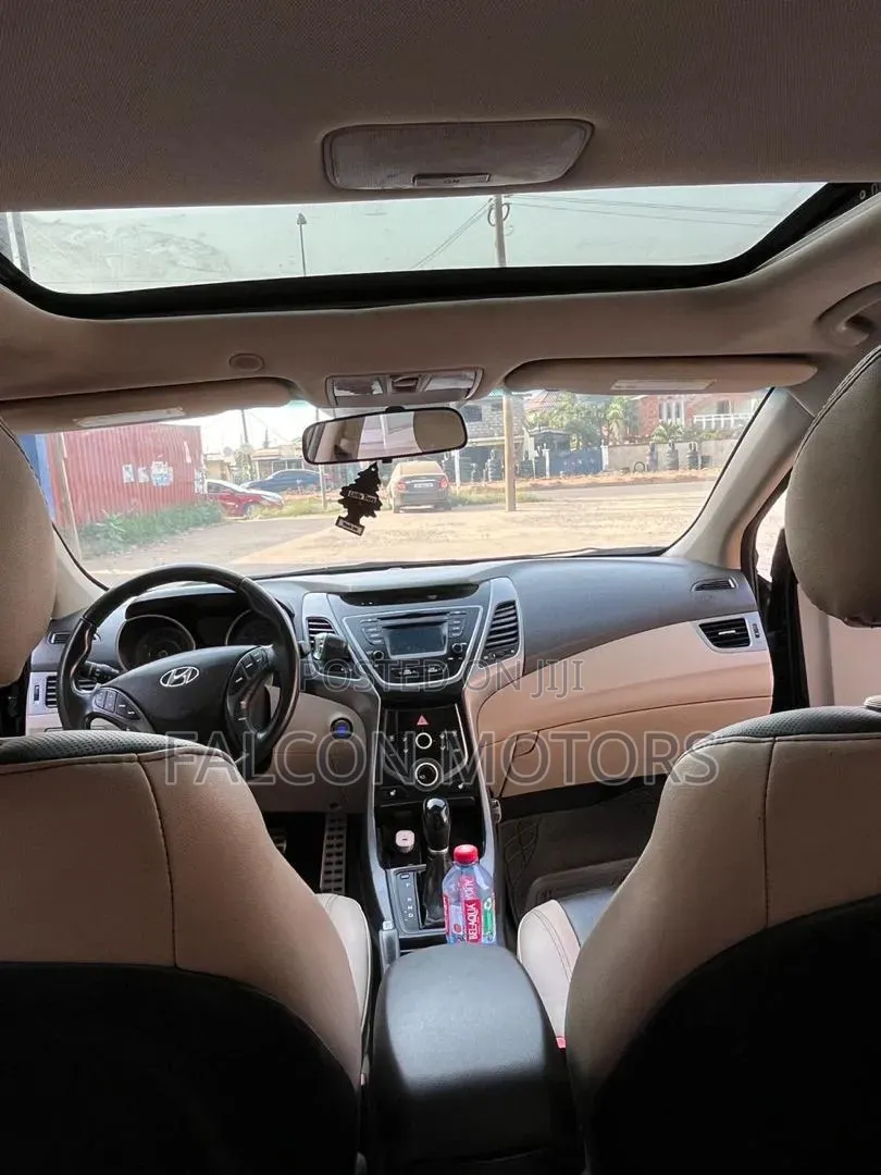 Hyundai Elantra Limited 4dr Sedan (1.8L 4cyl 6A) 2014 Black