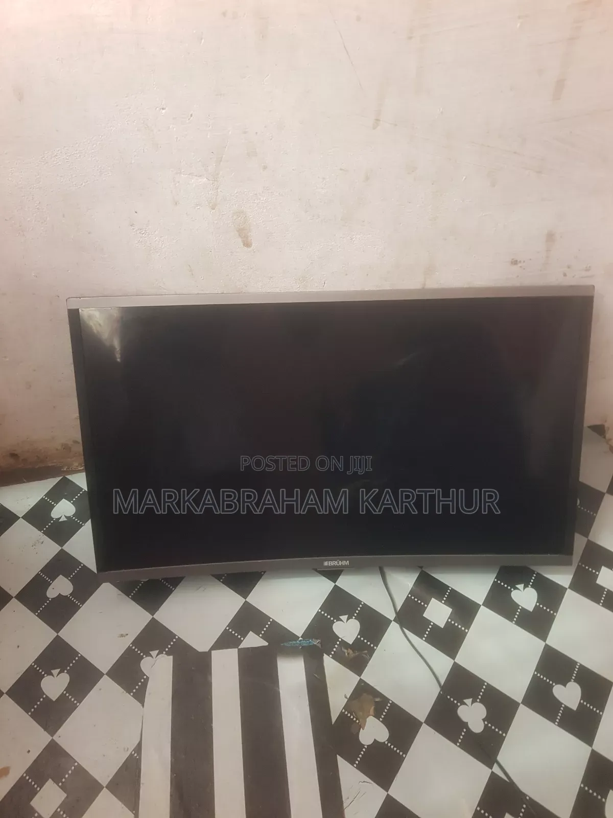 Broken Screen 32 Tv