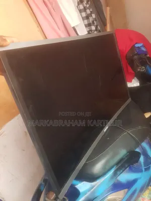 Broken Screen 32 Tv