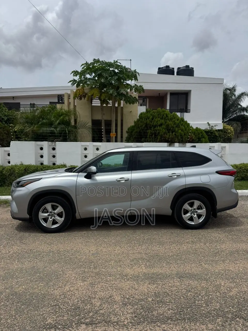 Toyota Highlander 2022 Silver