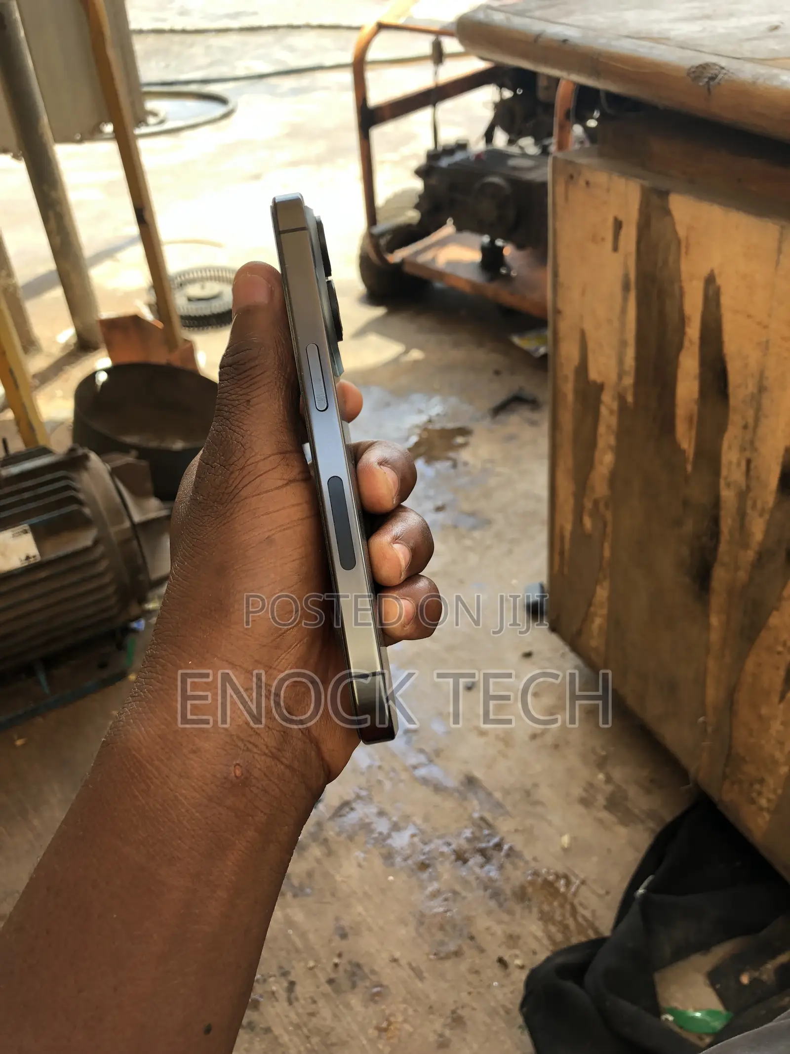 Apple iPhone 15 Pro 1 TB