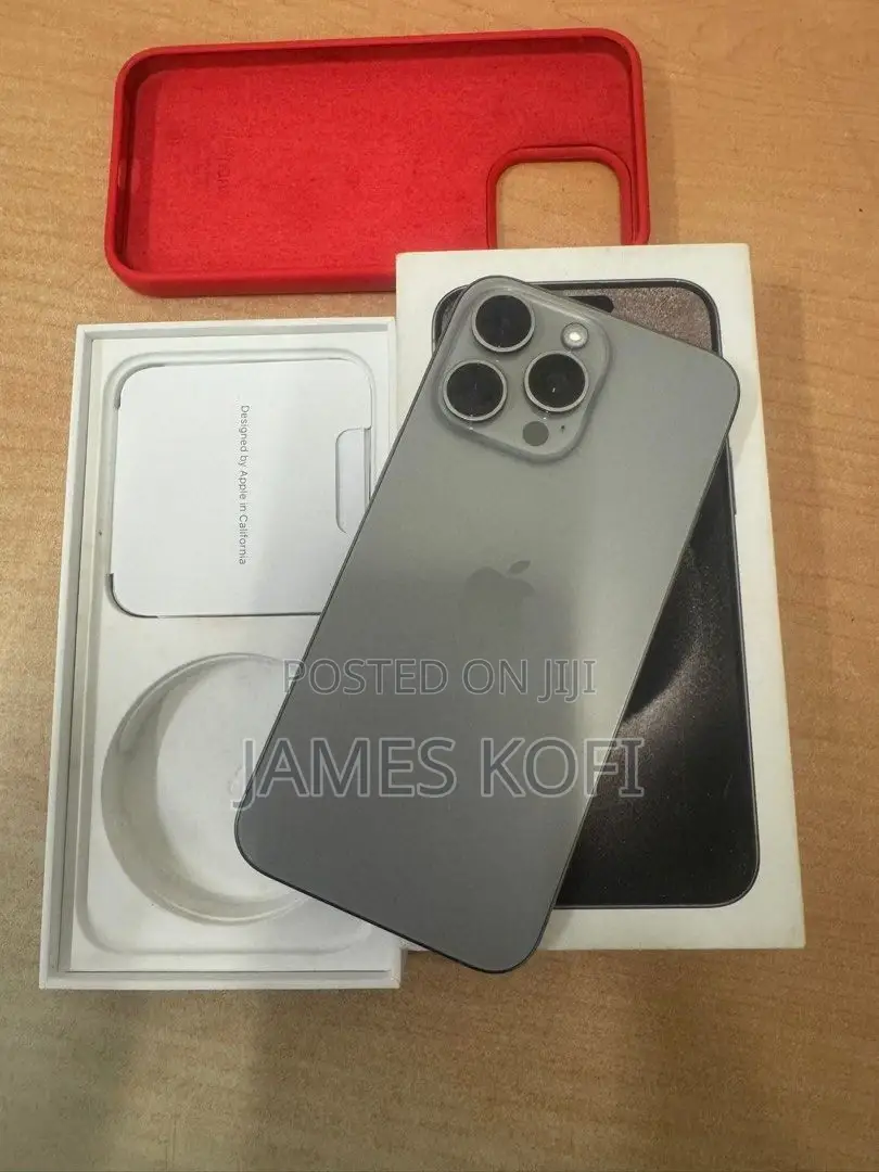 Apple iPhone 15 Pro Max 256 GB Gray
