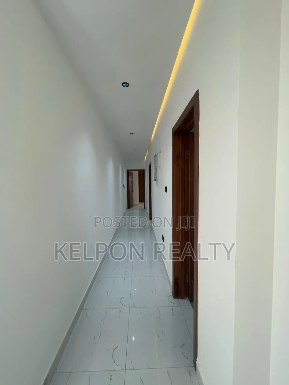 3bdrm Bungalow in Oyarifa, Ghana Flag for sale