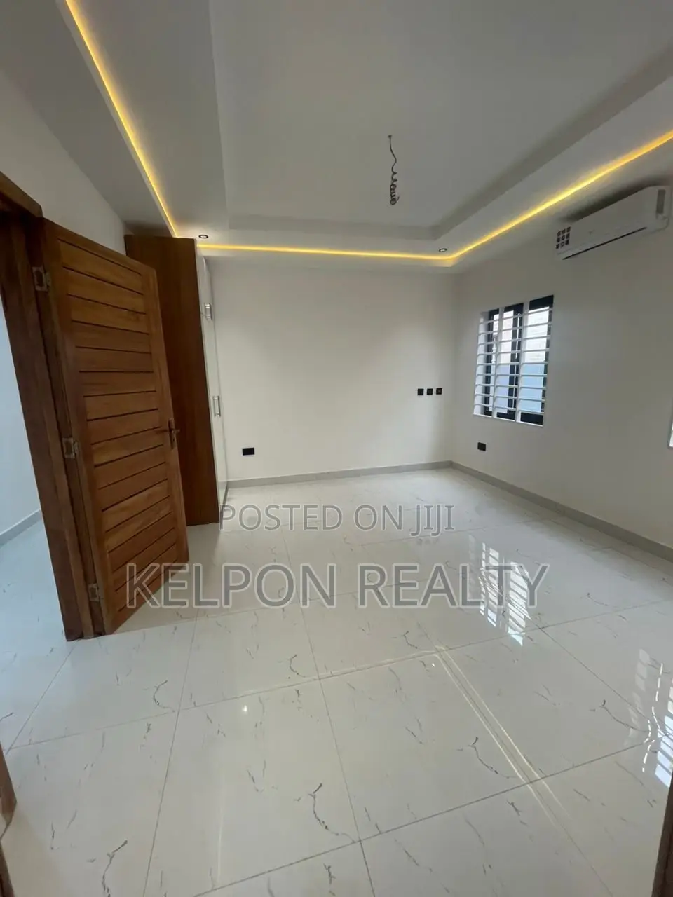 3bdrm Bungalow in Oyarifa, Ghana Flag for sale