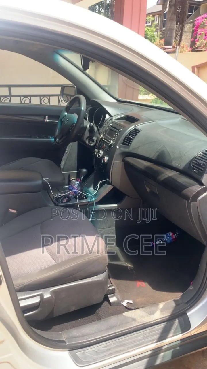 Kia Sorento 4dr SUV 2016 Silver