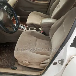 Toyota Corolla 1.4 D-4D Automatic 2005 White
