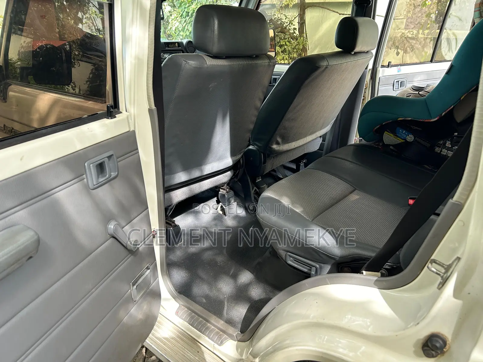 Toyota Land Cruiser 2013 Off white