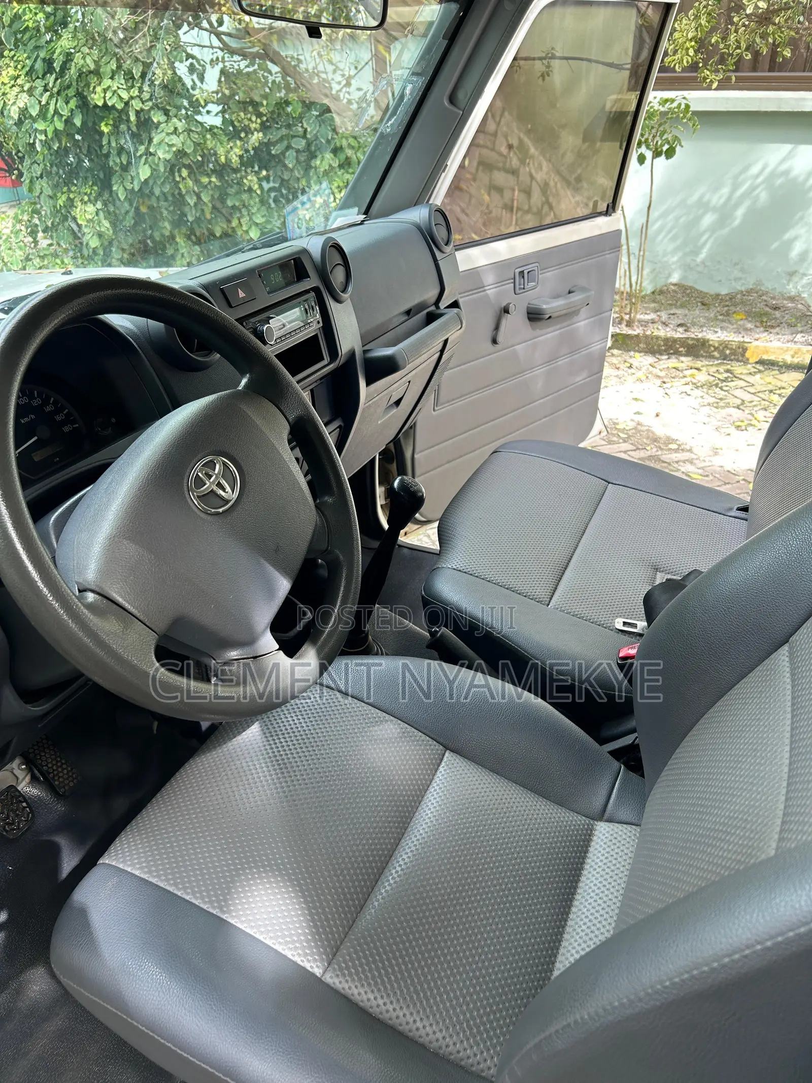 Toyota Land Cruiser 2013 Off white